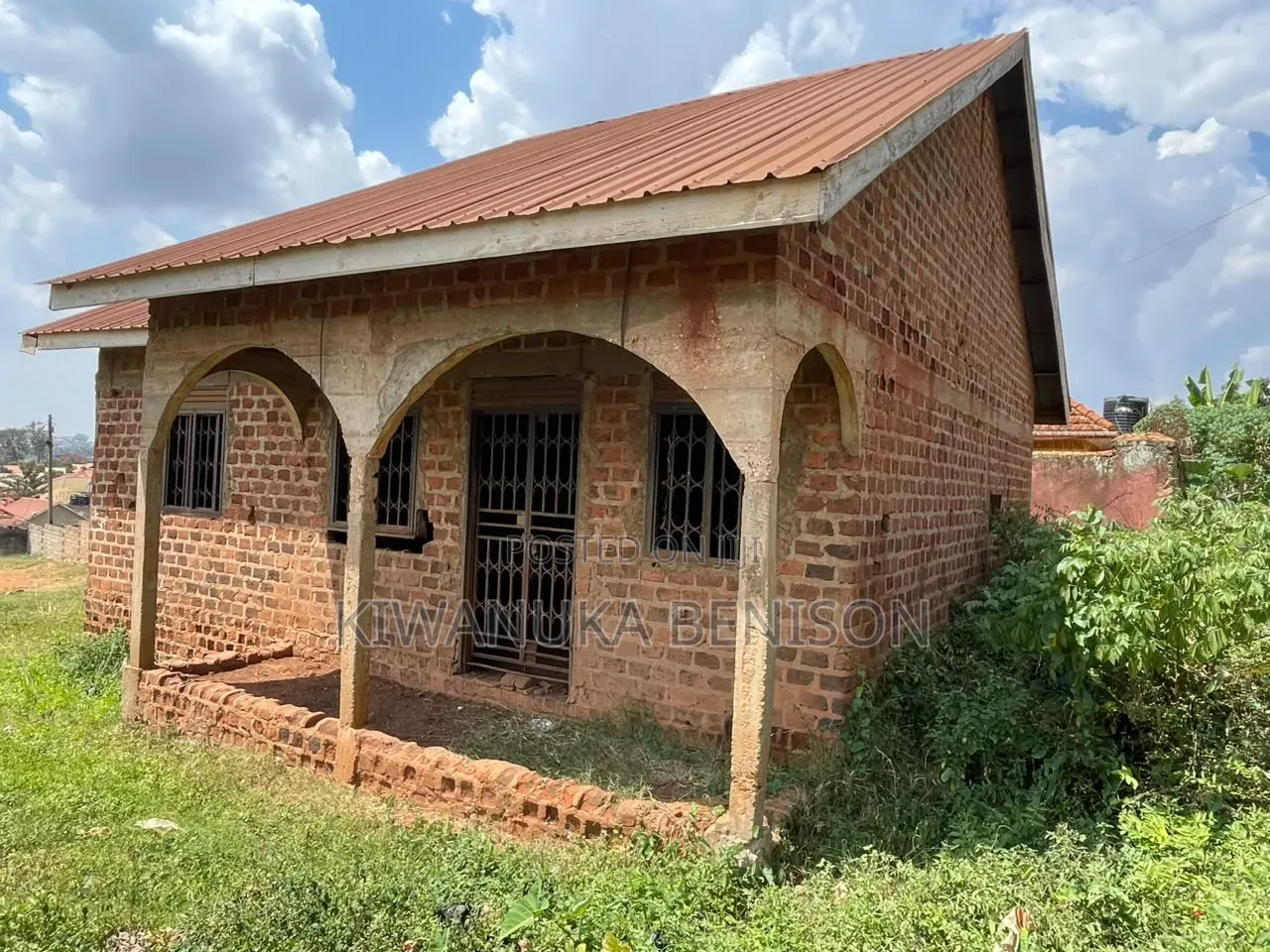 Furnished 3bdrm Bungalow in Najjera, Central Division for sale