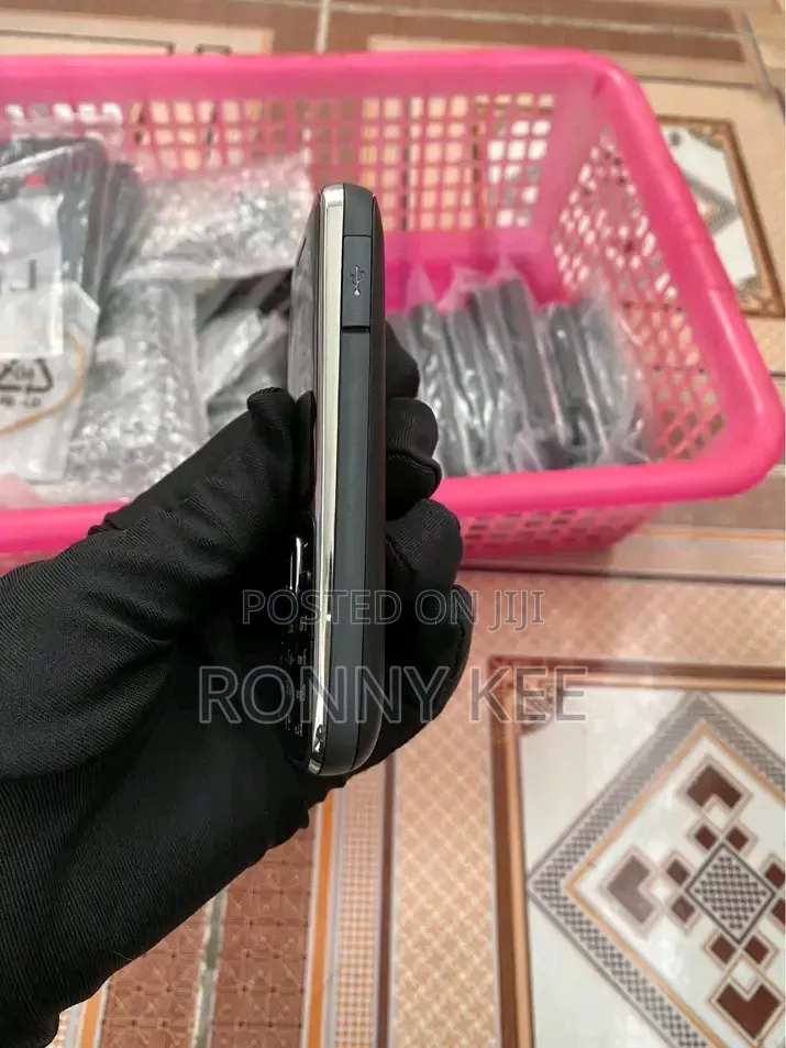 New Nokia C2-01 Black