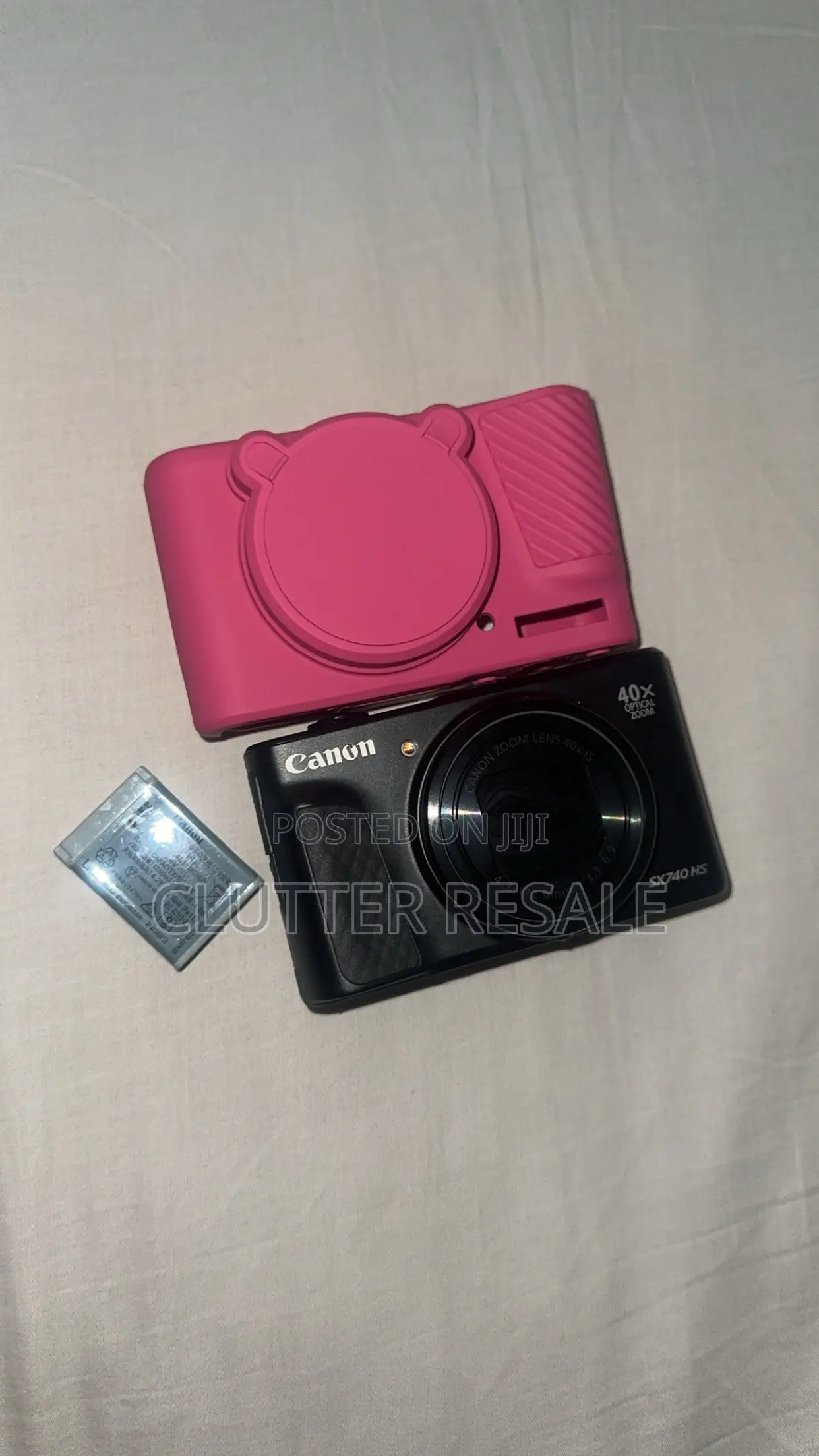 Canon Digital Camera Similar to the G7 Mark Ii