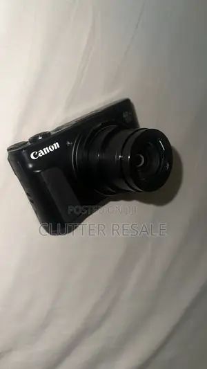 Canon Digital Camera Similar to the G7 Mark Ii