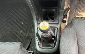 Suzuki GR 2013 Yellow