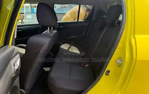 Suzuki GR 2013 Yellow