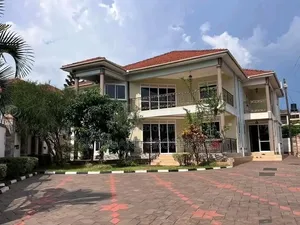5bdrm Apartment in Bunga, Central Division for rent