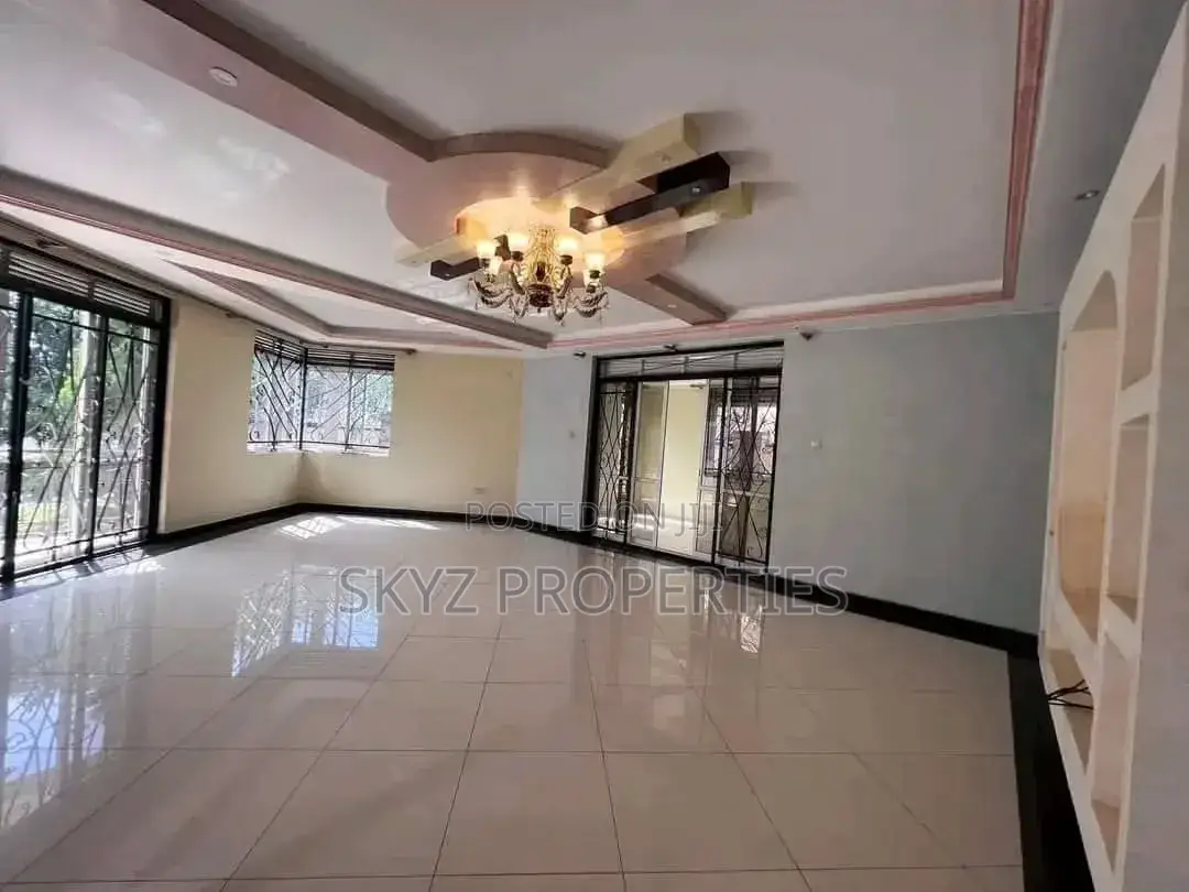 5bdrm Apartment in Bunga, Central Division for rent
