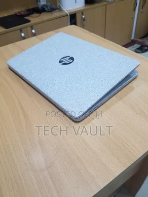 Laptop HP 14S 8GB AMD Ryzen 5 SSD 256GB