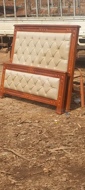 5 by 6 Soft Cream Bed