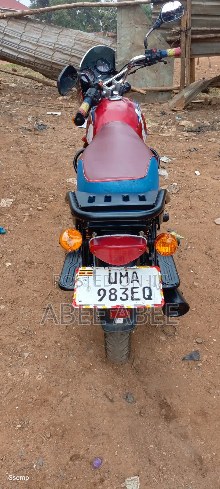 Bajaj Boxer 125 2025 Red