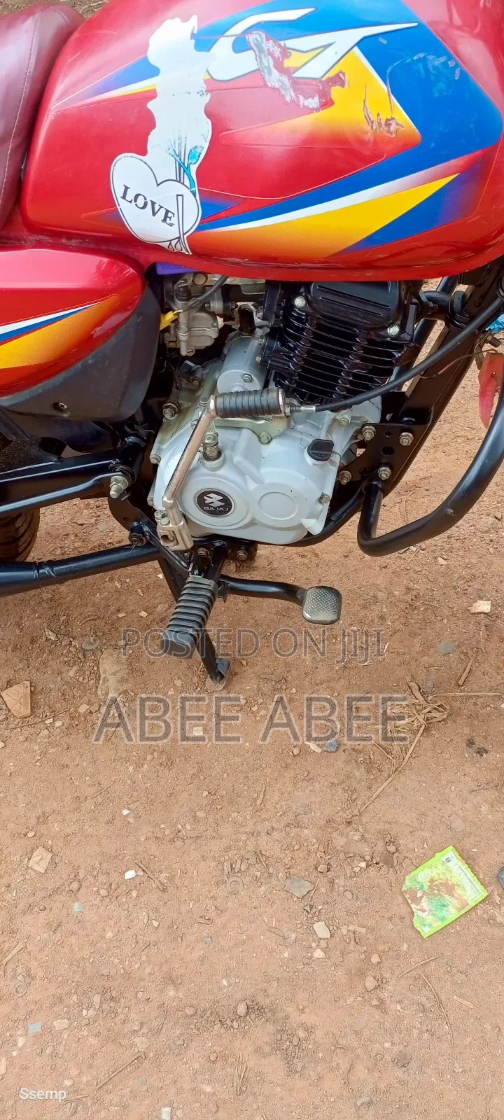 Bajaj Boxer 125 2025 Red