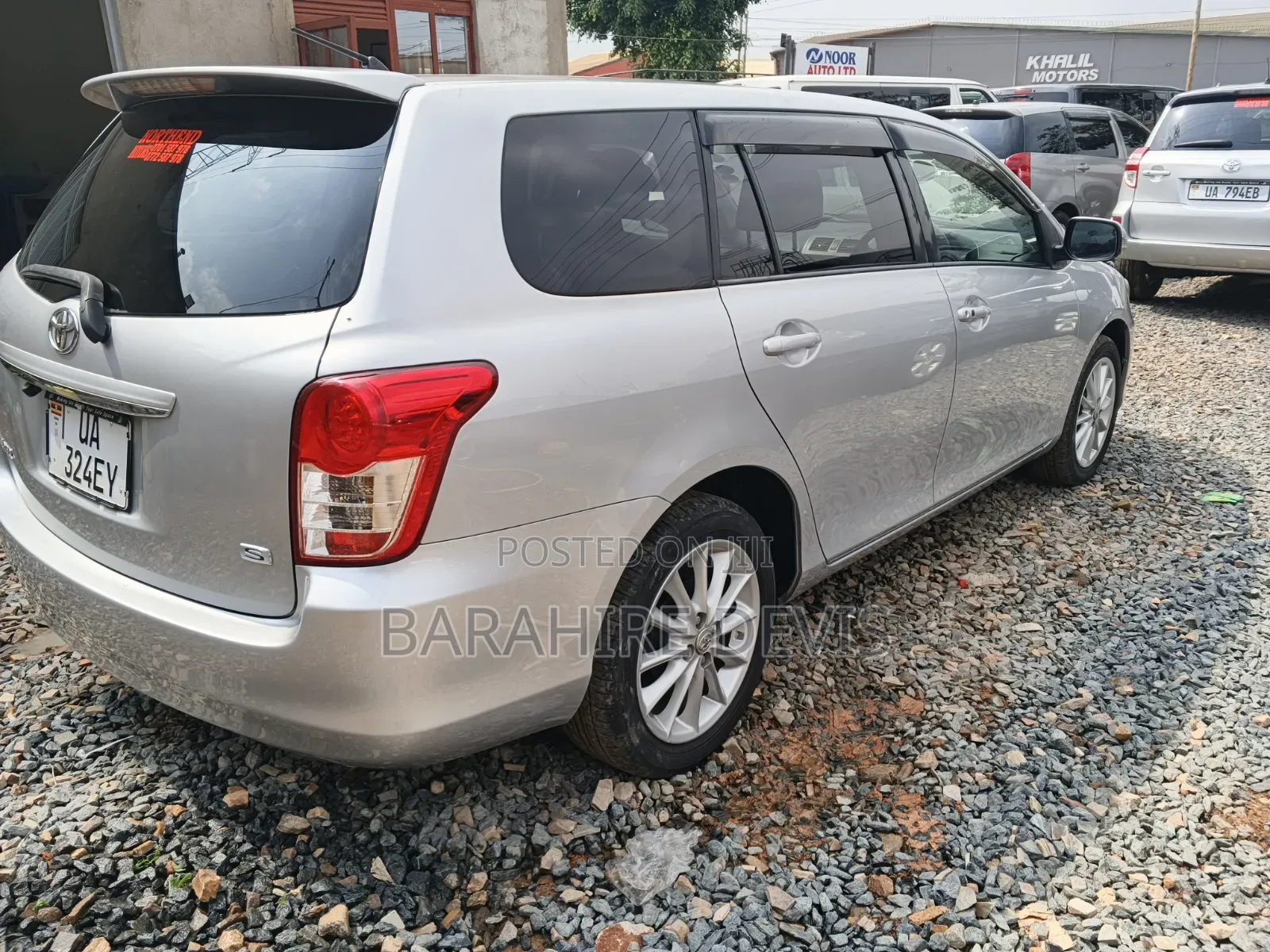 Toyota Corolla Fielder 2011 Silver