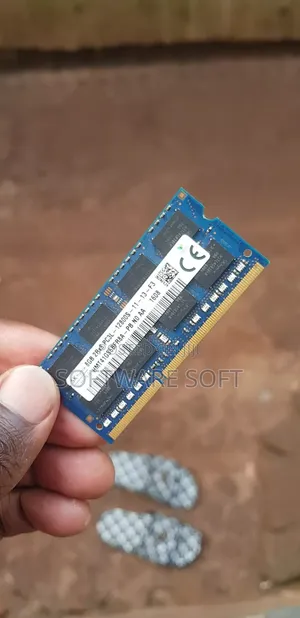 Laptop 8GB Intel Core i7 SSD 512GB
