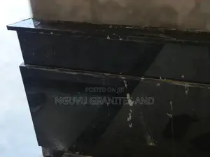 Black Pearl Customized Finishings