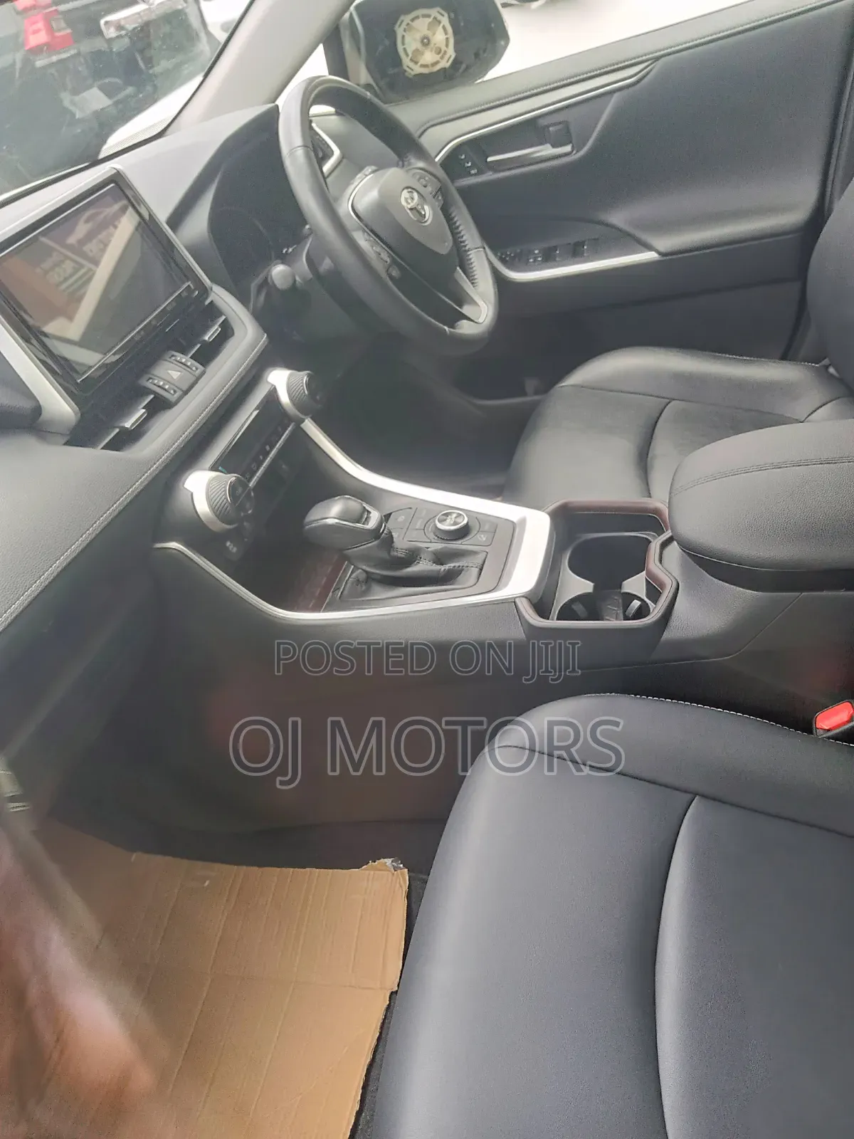 Toyota RAV4 2020 White