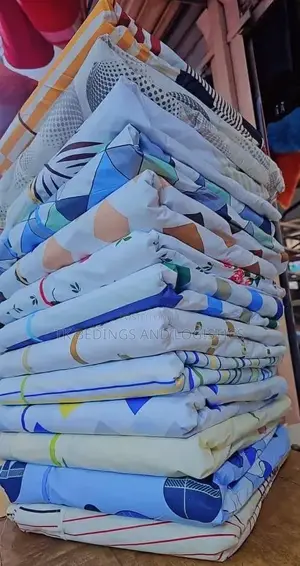 8x8 Flowered Bedsheets
