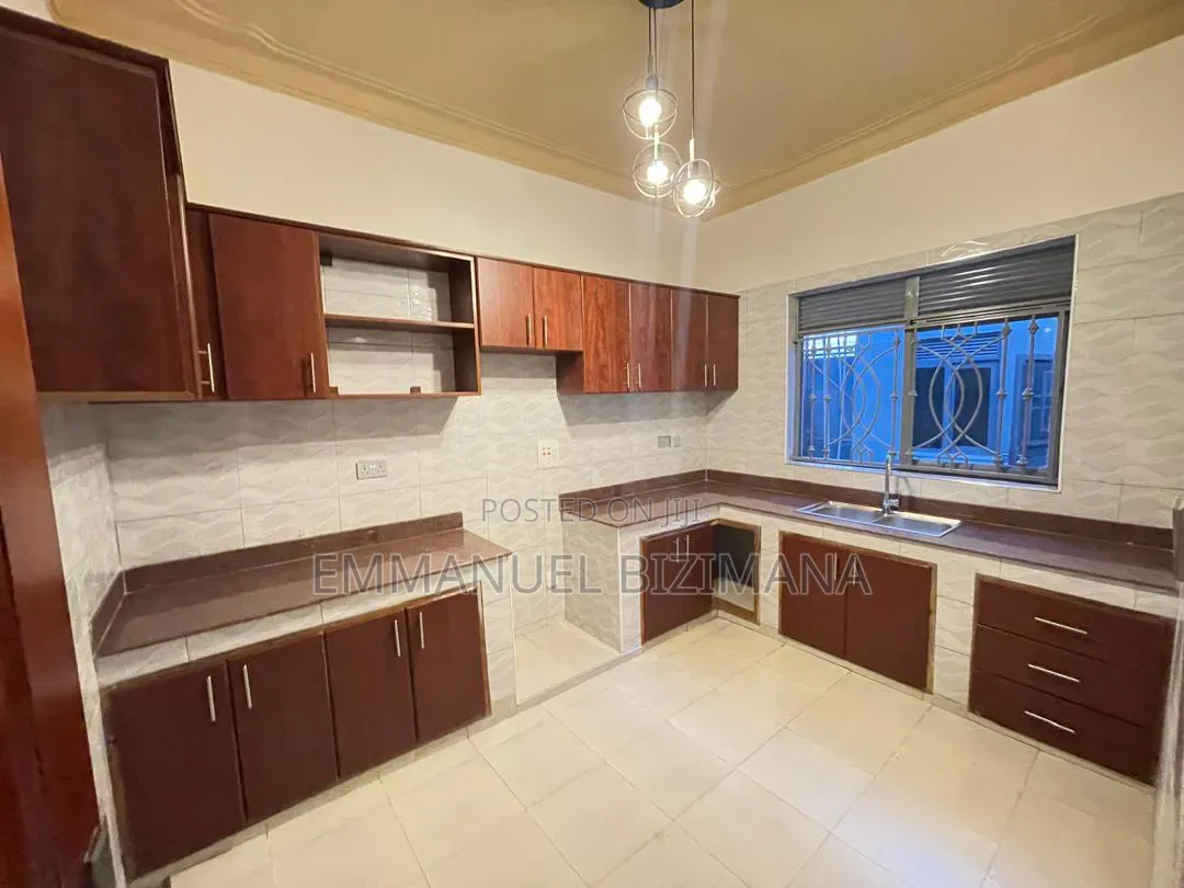 Furnished 4bdrm Bungalow in Kitende, Central Division for sale