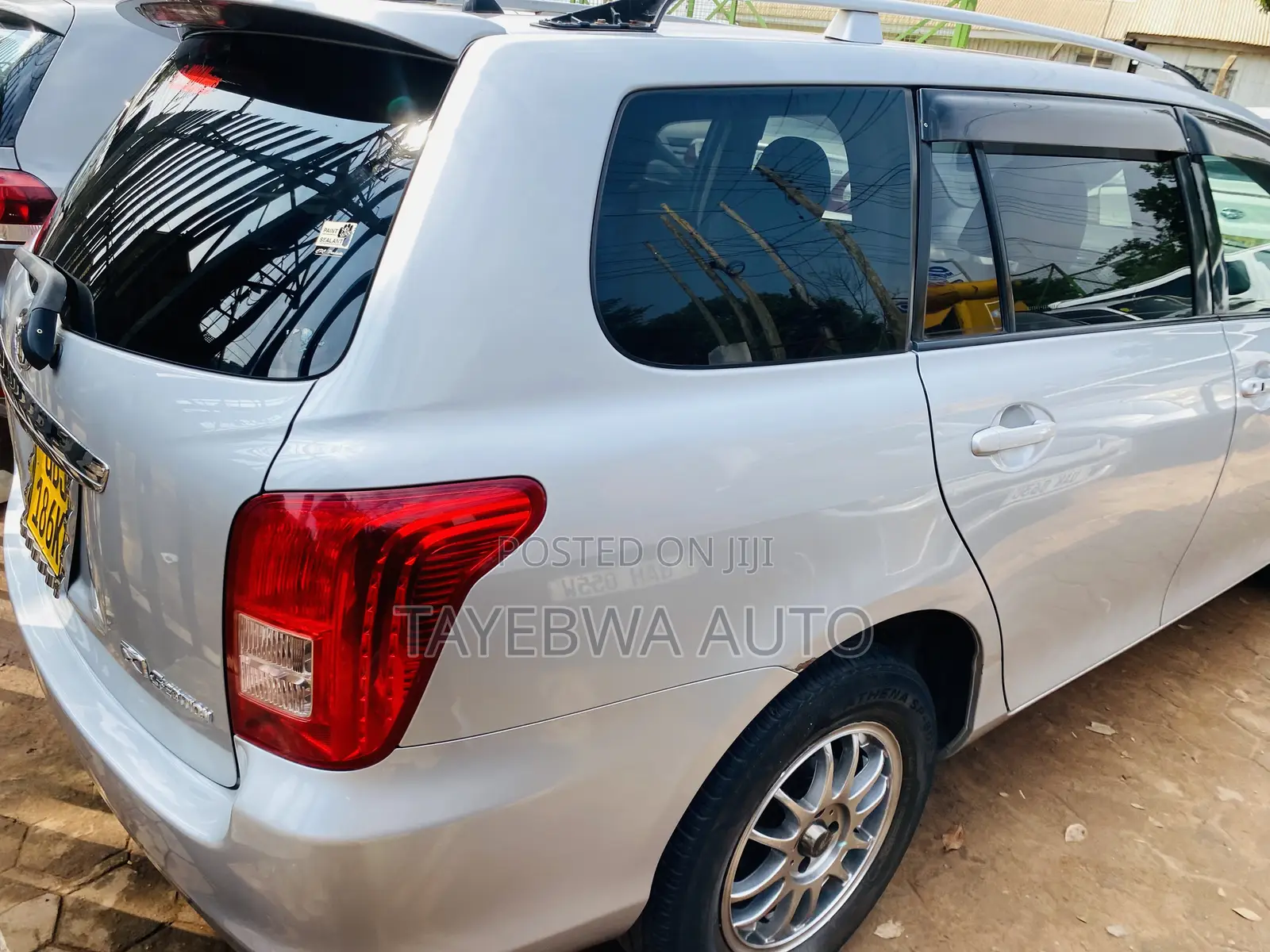 Toyota Corolla Fielder 1.5 Petrol FWD 2006 Silver