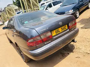 Toyota Corona 1999