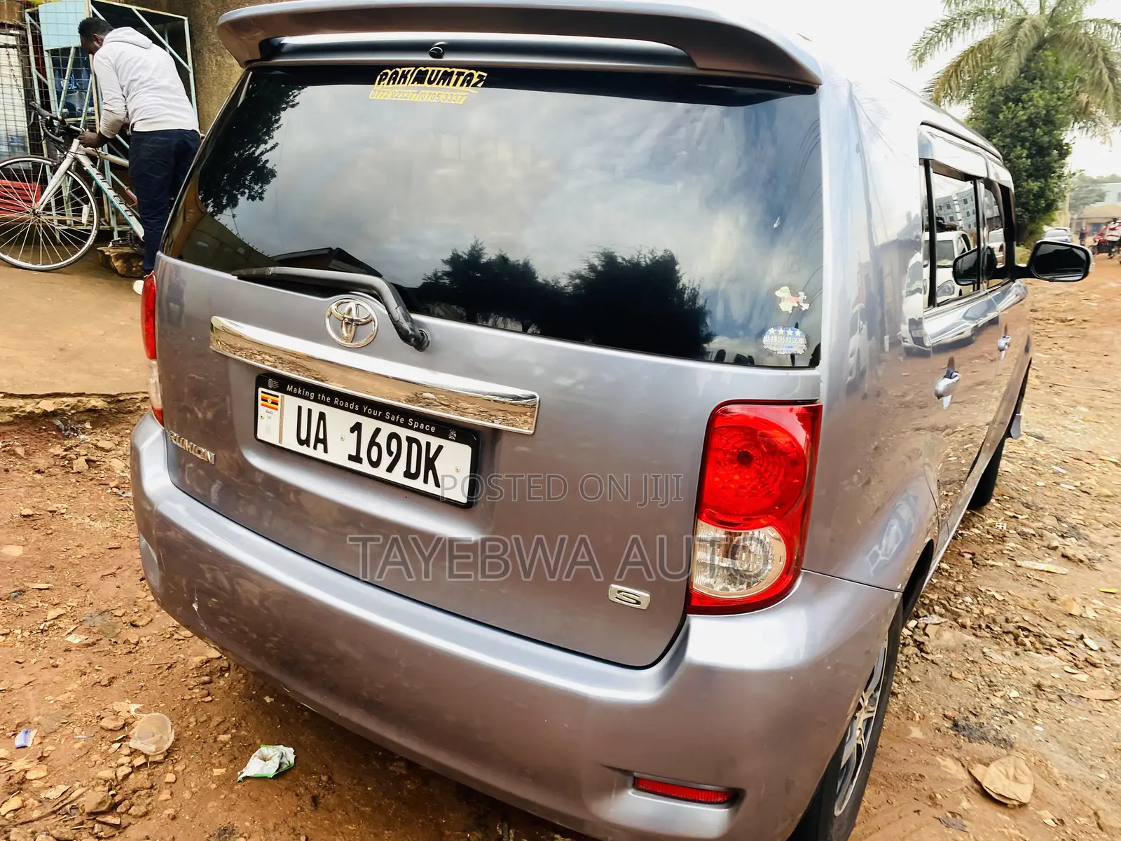 Toyota Corolla Rumion 2010 Silver