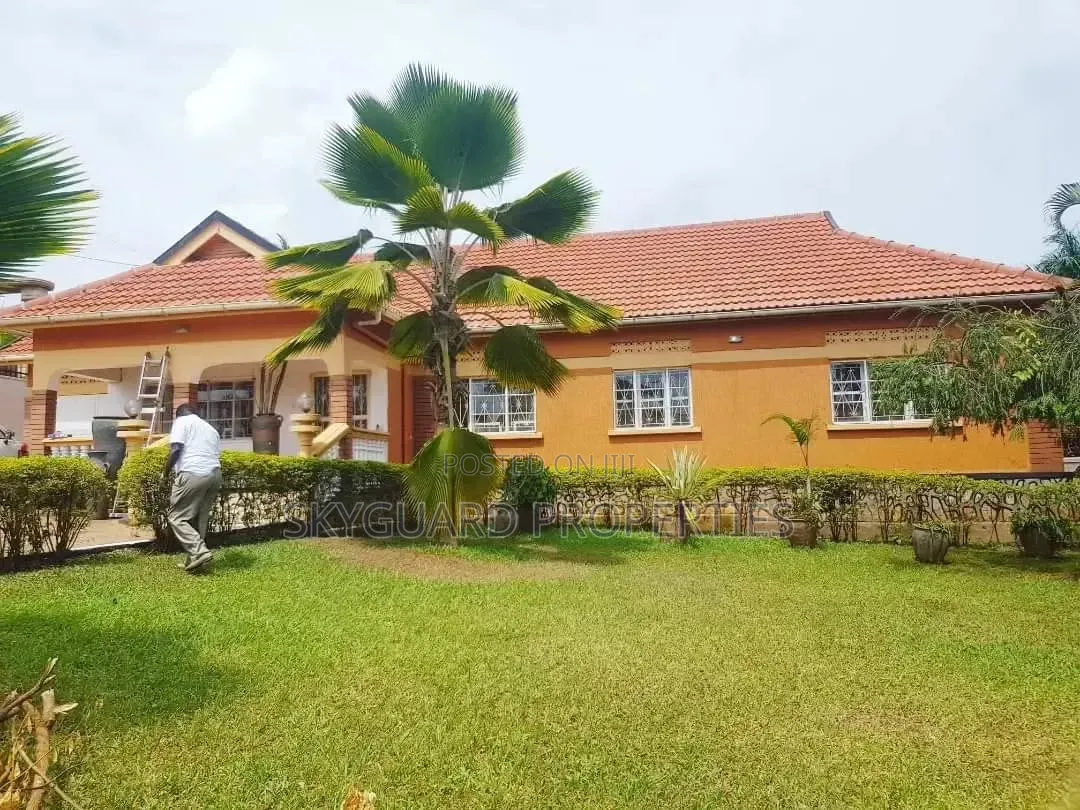 5bdrm House in Bugolobi, Central Division for rent