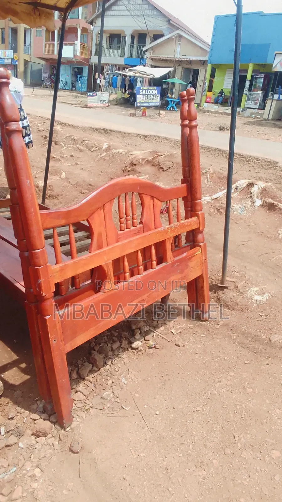 Used / Second Hand 4by6 Wooden Bed in Good State Up on Quick Sale