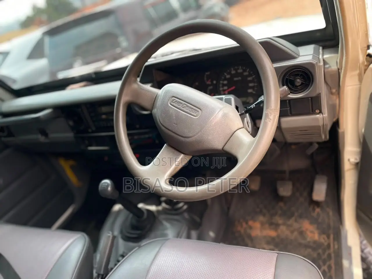 Toyota Land Cruiser Prado 2010 White