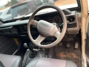 Toyota Land Cruiser Prado 2010 White