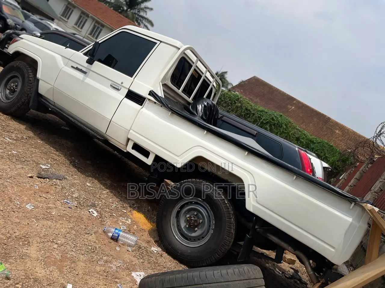 Toyota Land Cruiser Prado 2010 White