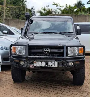 Toyota Land Cruiser Prado 2017 Green