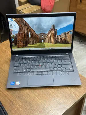 New Laptop Lenovo ThinkPad T14 8GB Intel Core i5 SSD 256GB