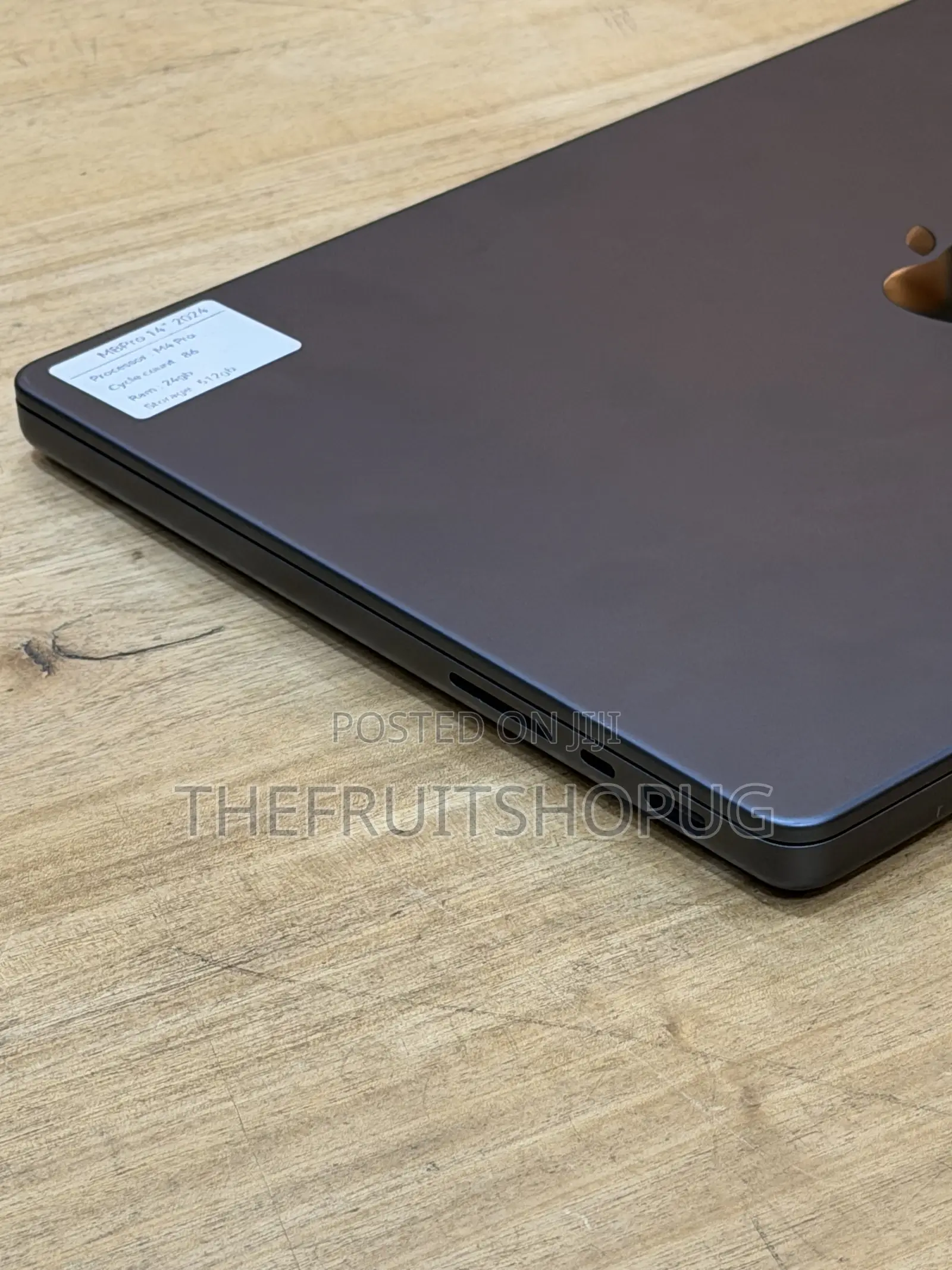 Laptop Apple MacBook Pro 2024 M4 Pro 24GB Apple M4 Pro SSD 512GB