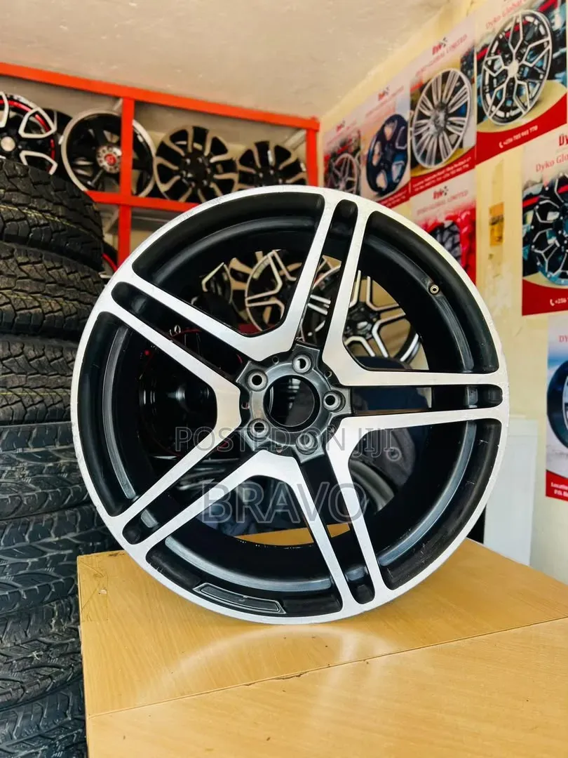 Mercedes Benz One Piece Size 20 Japan.