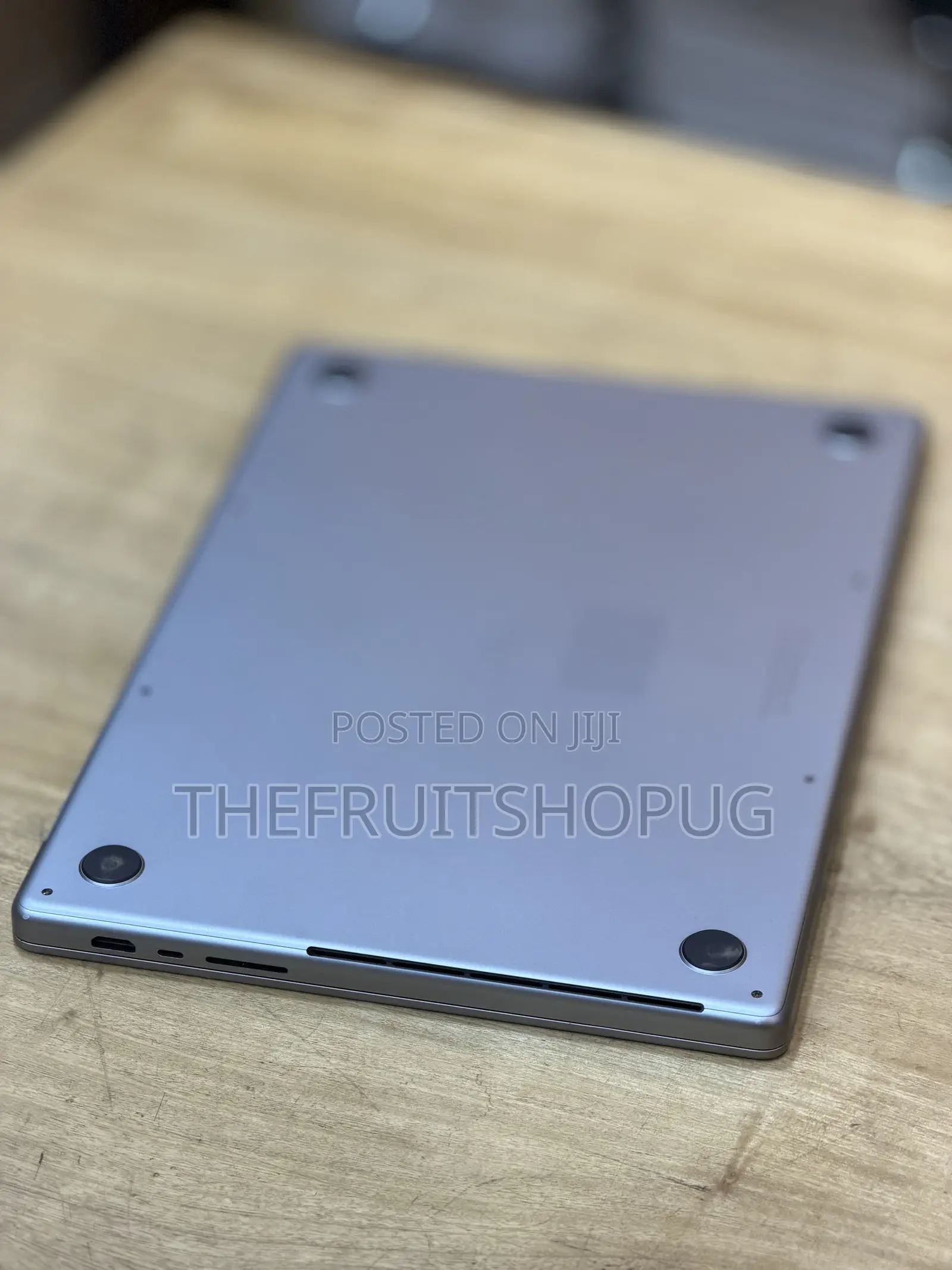 Laptop Apple MacBook Pro 2021 M1 Max 64GB Apple M1 Max SSD 1T