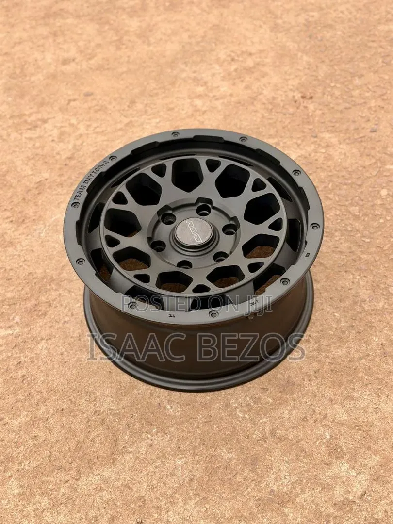 4×4 Size 17