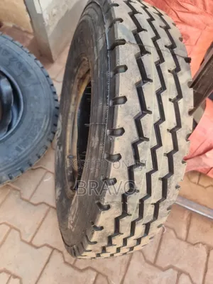 7.00R16 Lt Tyres With 14 Ply for Canter.