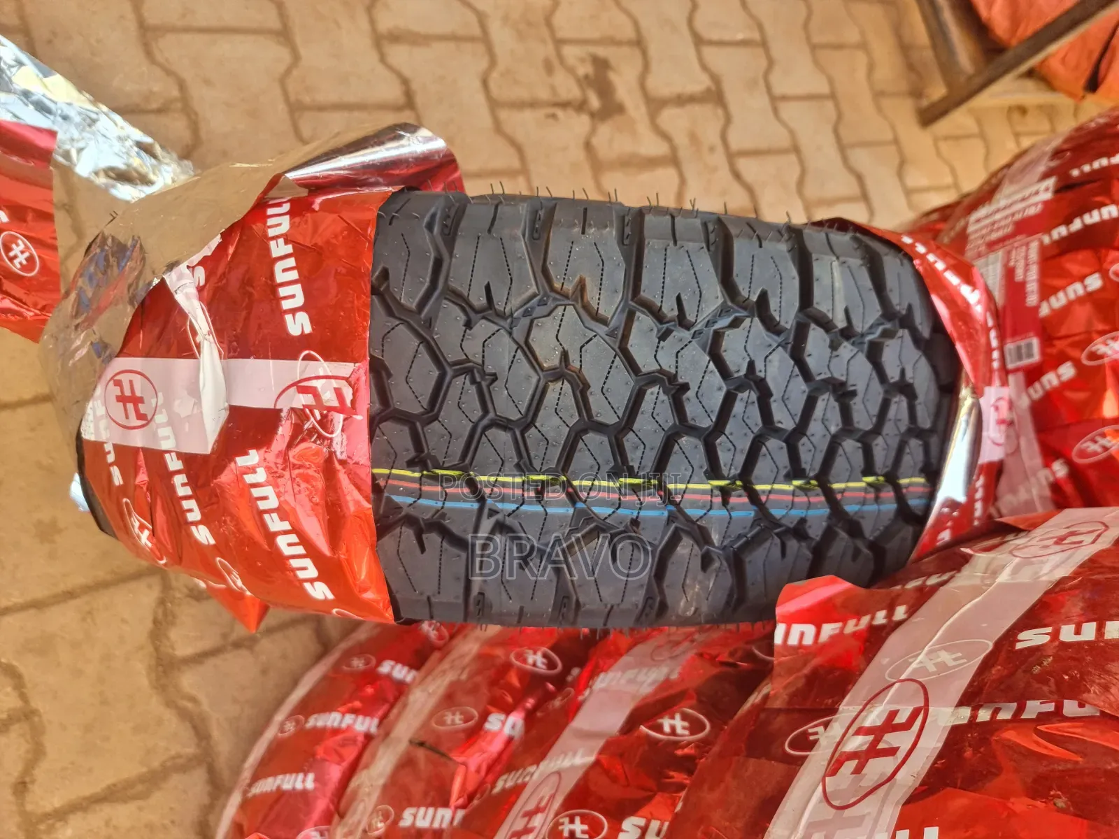 225/65r17 New Design Tyres for Harrier, Rov4.