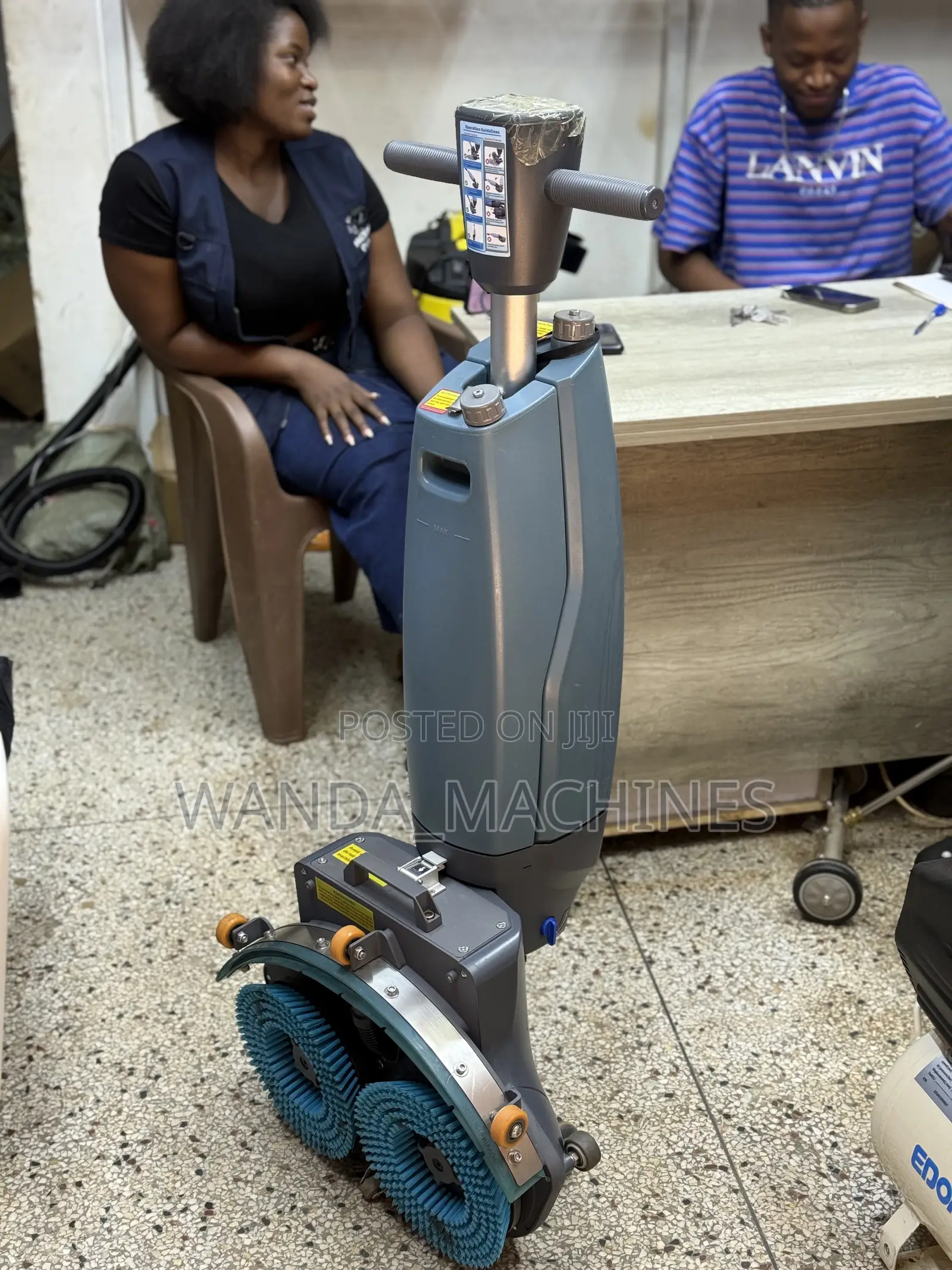 Cordless Floor Scrubber