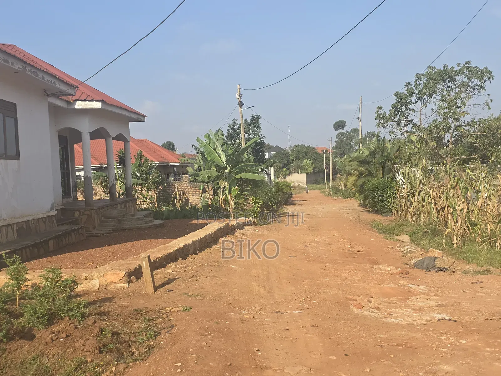 Namugongo Land in Posh Neighbourhood No Brokers