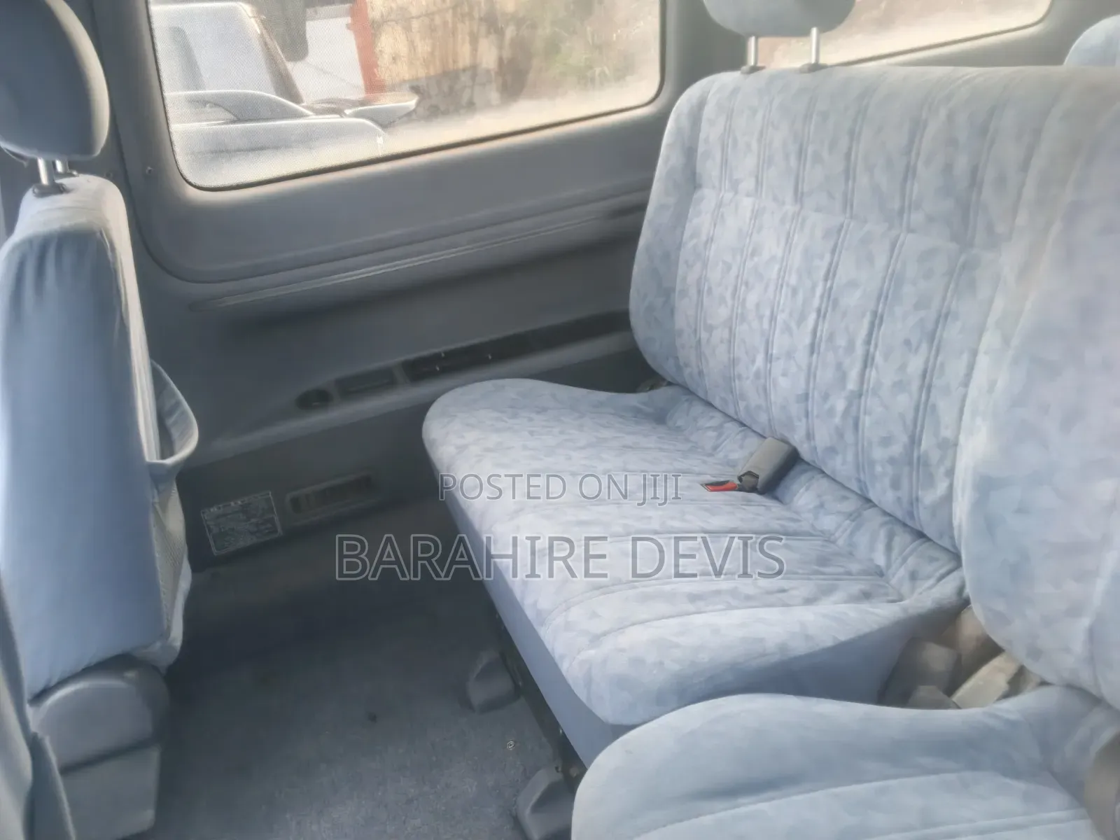 Toyota Noah 2001 Silver