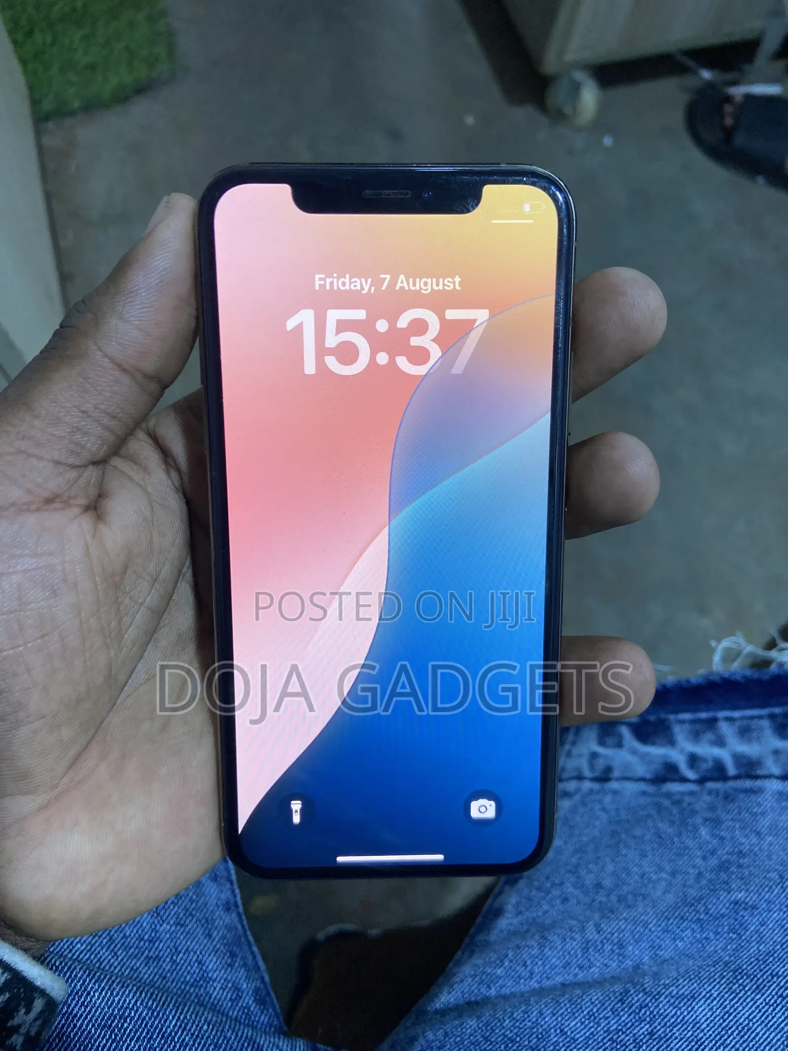 Apple iPhone X 64 GB White