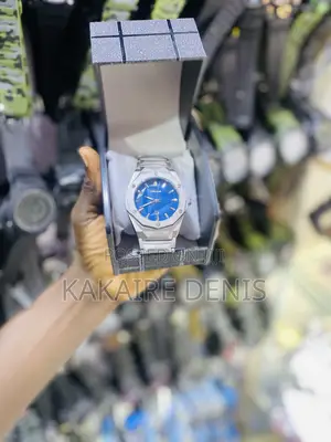 Denvosi Men's Watch Features a Distinct Octagonal