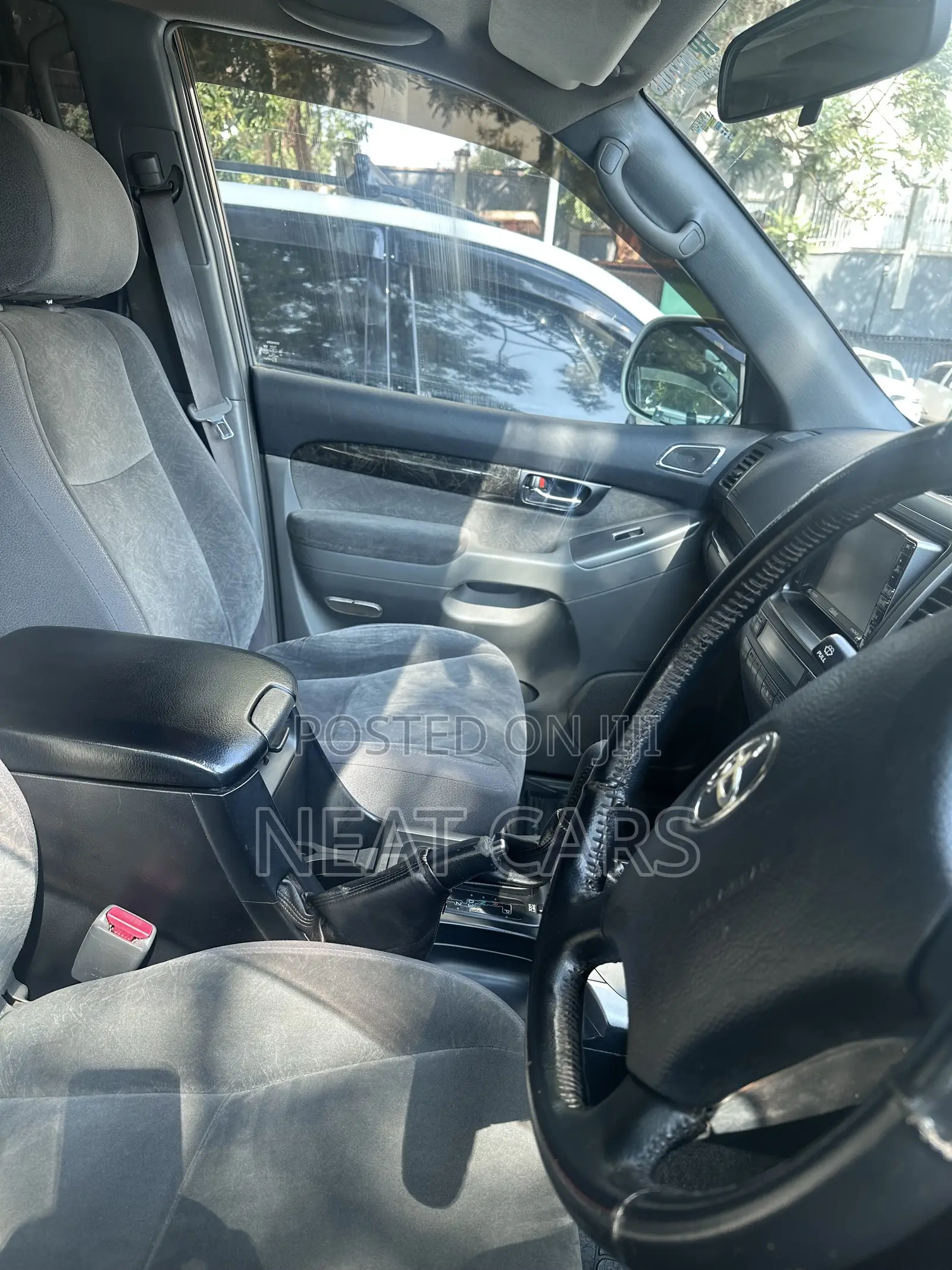 Toyota Land Cruiser Prado 2008 White