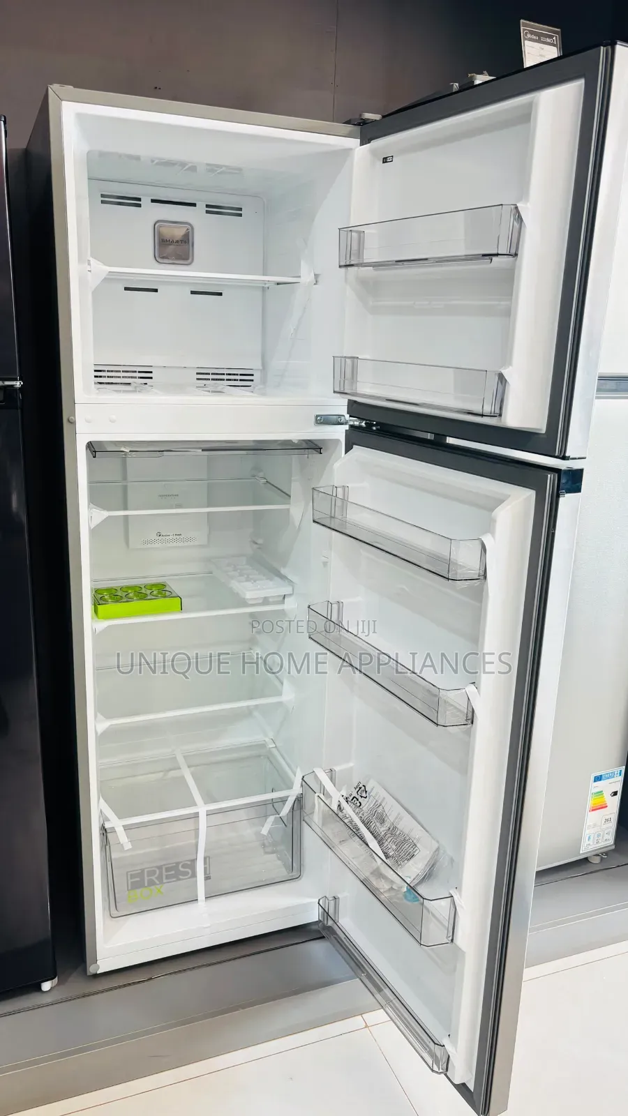 Refrigerator 385L