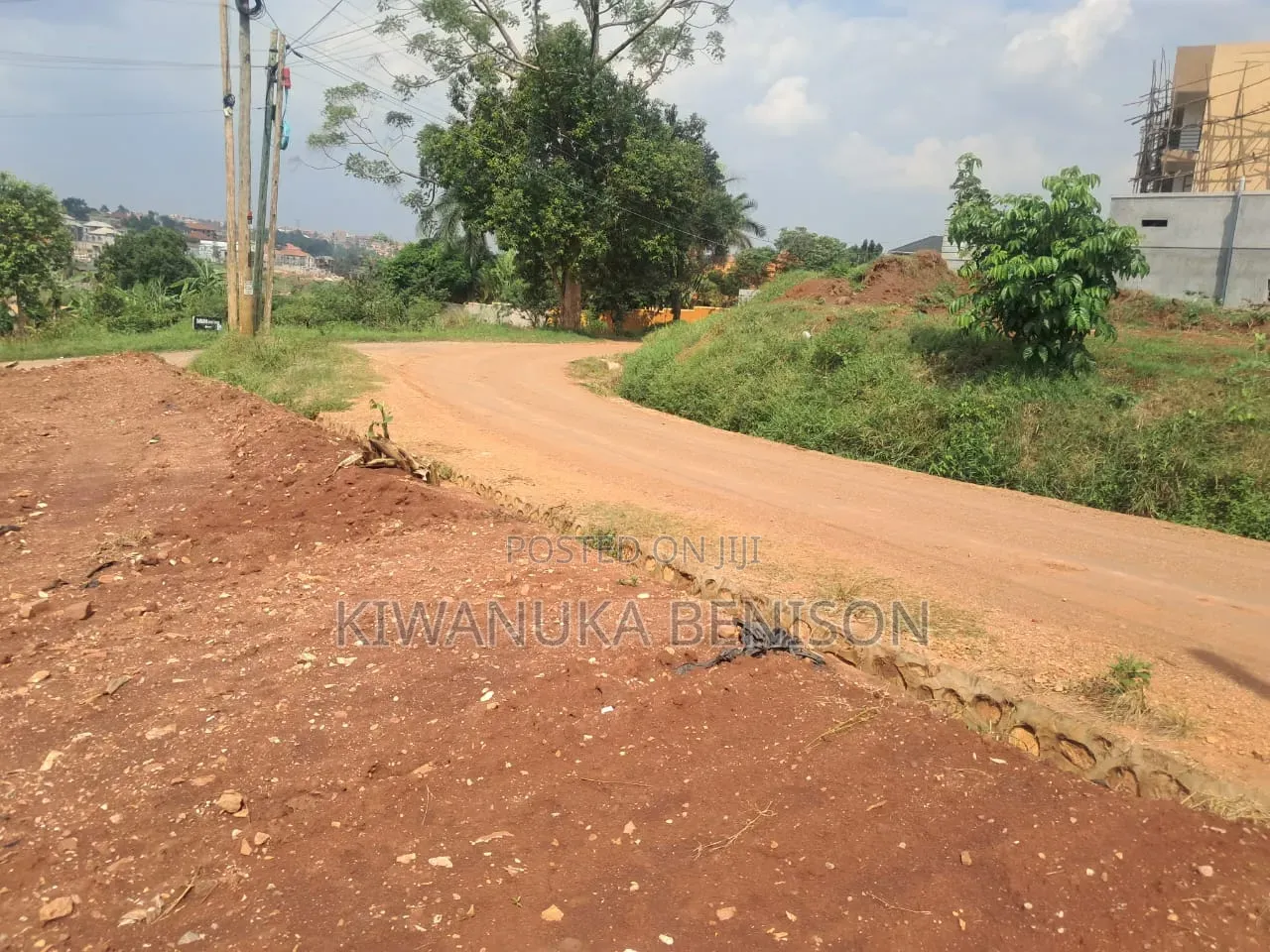 Plots for Sale in Kira