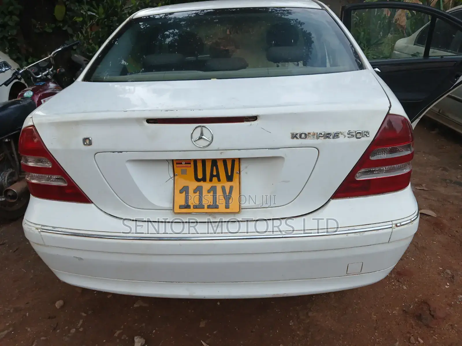 Mercedes-Benz C180 2006 White