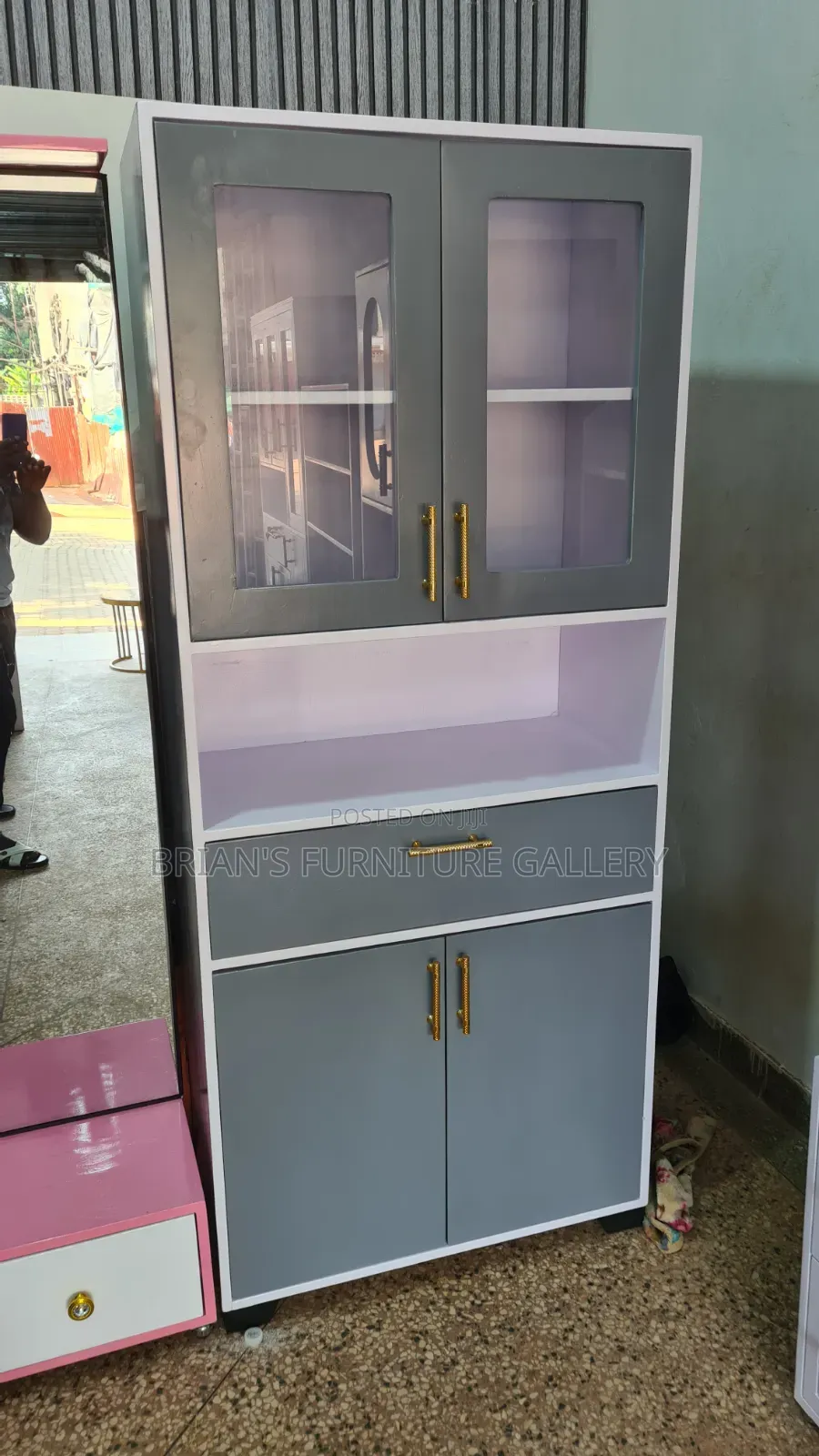 Cupboard Hardwood