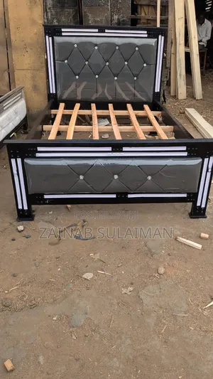 Black and White Beds
