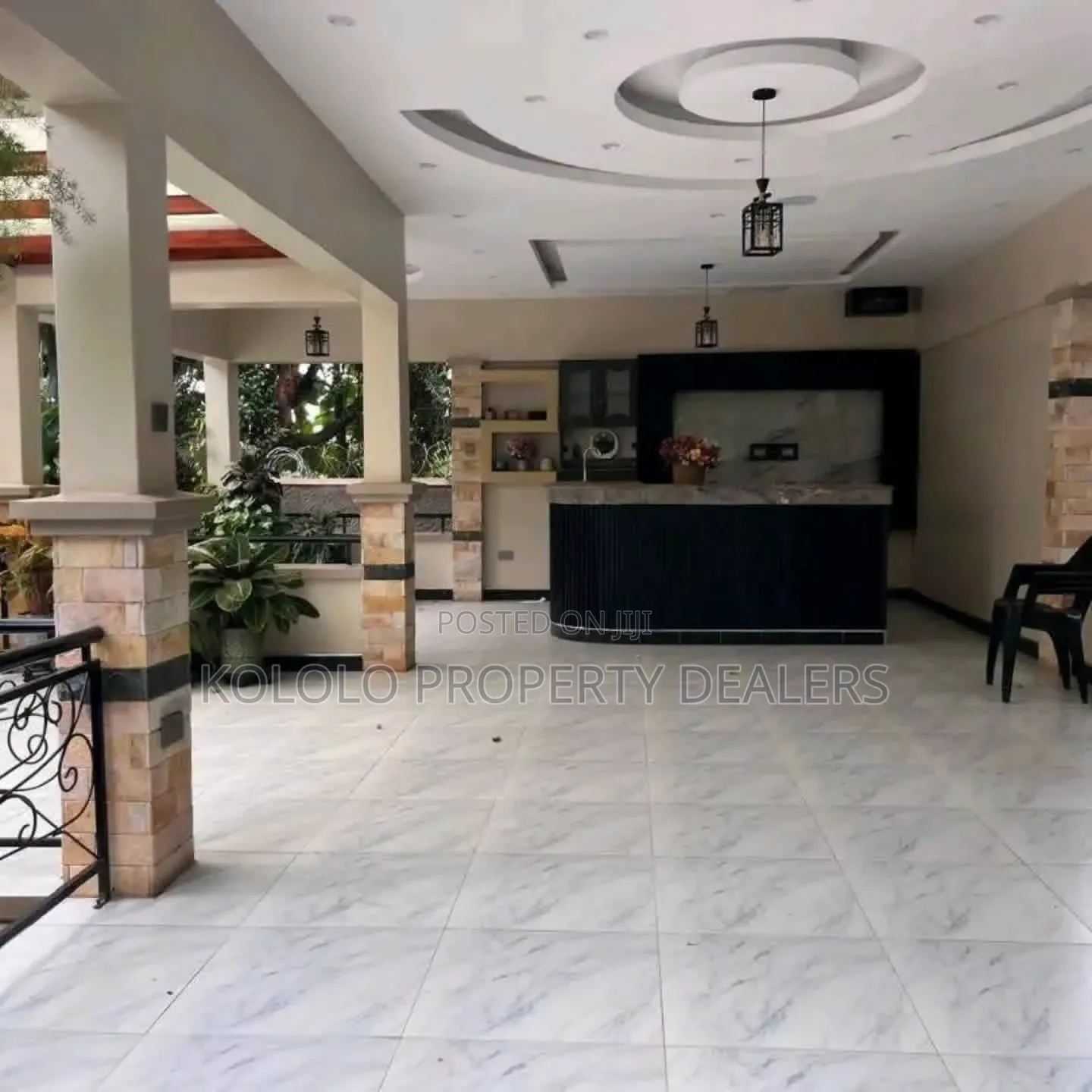 5bdrm Duplex in Naguru, Central Division for sale