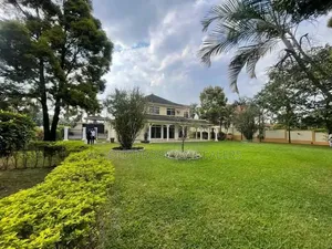 5bdrm Duplex in Naguru, Central Division for rent