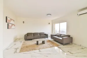 Furnished 4bdrm Penthouse in Near Acacia Mall, Central Division