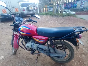 Bajaj CT 125X 2022 Red