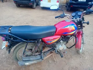 Bajaj CT 125X 2022 Red